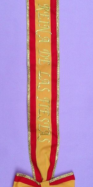 Banda Reina Escudo y Pasamaneria