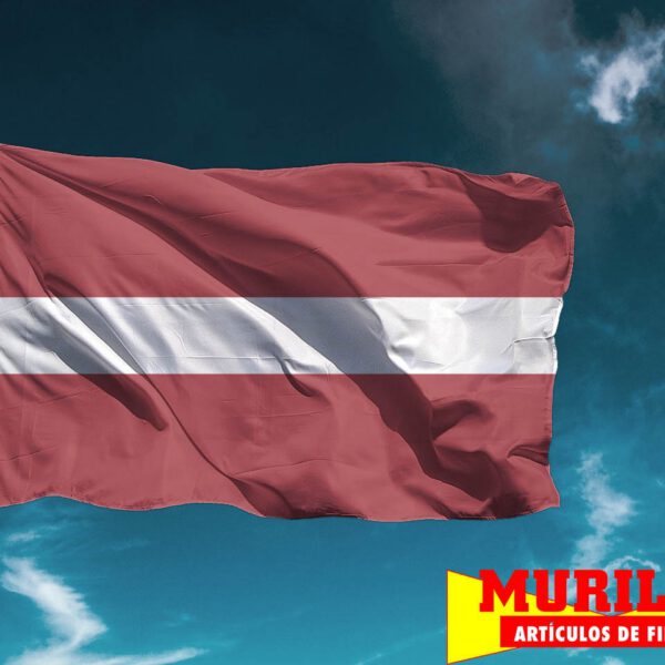 Bandera de Letonia