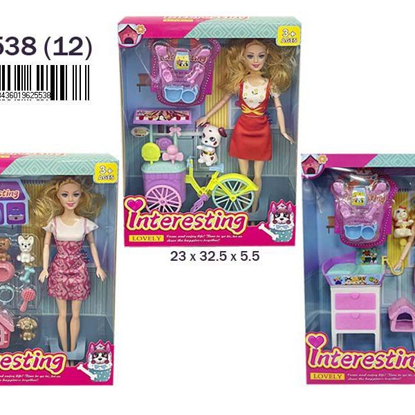 Muñeca en caja con animales