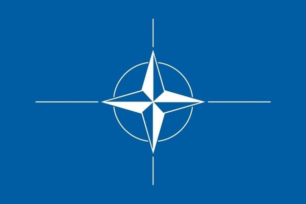 Bandera de la OTAN