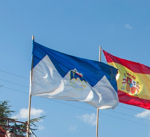 Bandera de Becerril de la Sierra