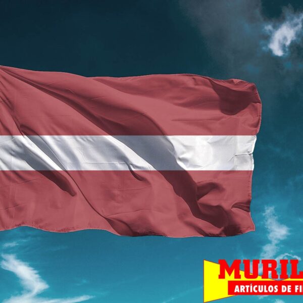 Bandera de Letonia