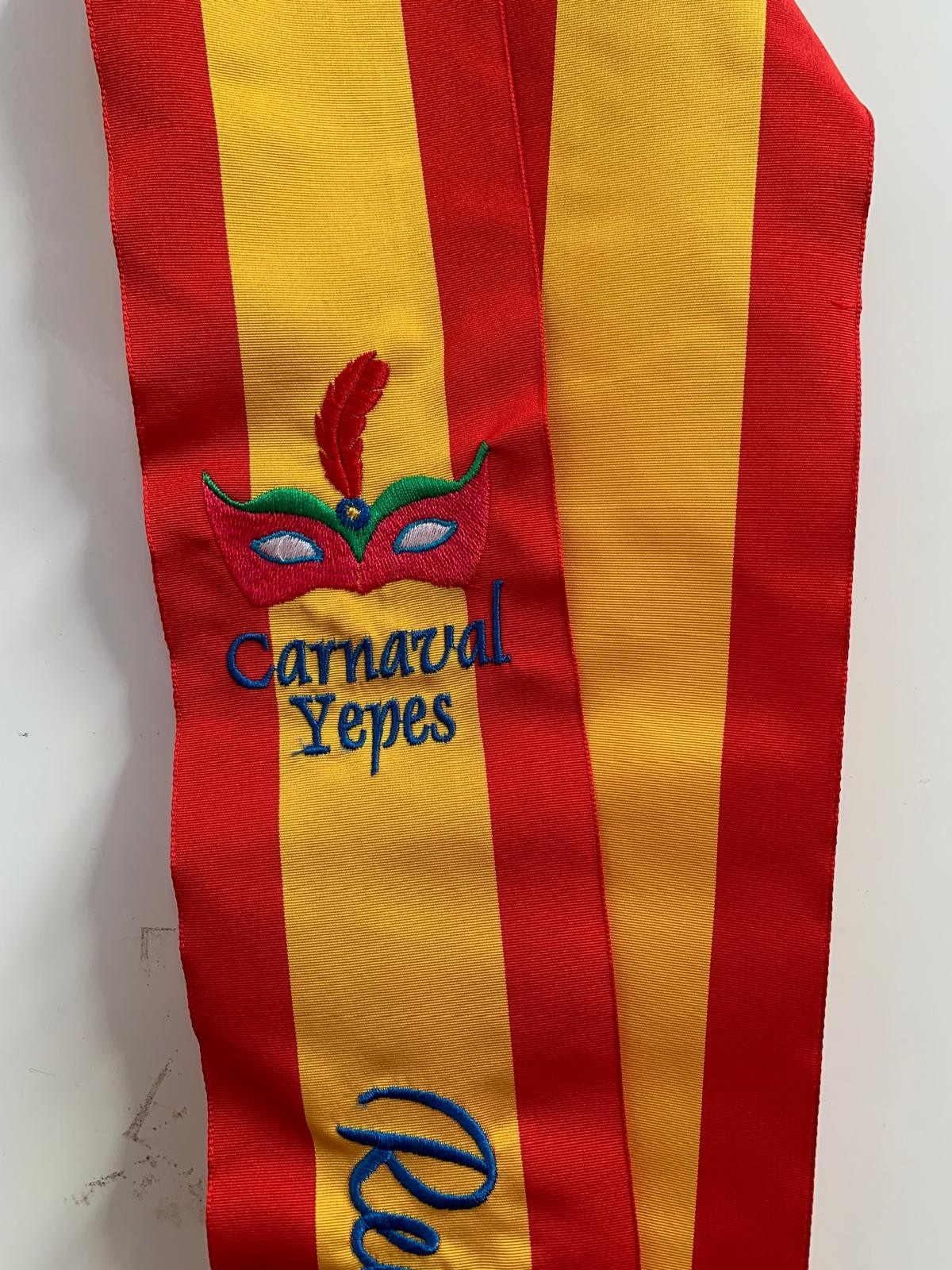 Banda Reina de las Fiestas con Escudo - Imagen 3