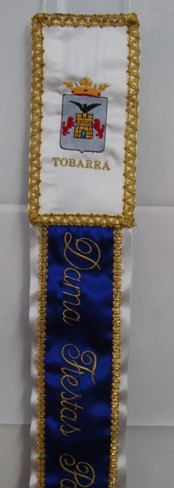 Banda Reina Escudo y Pasamaneria